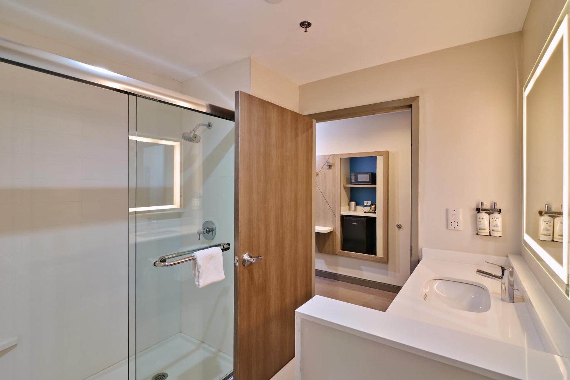Holiday Inn Express & Suites Diamond By Ihg Stubbs Buitenkant foto