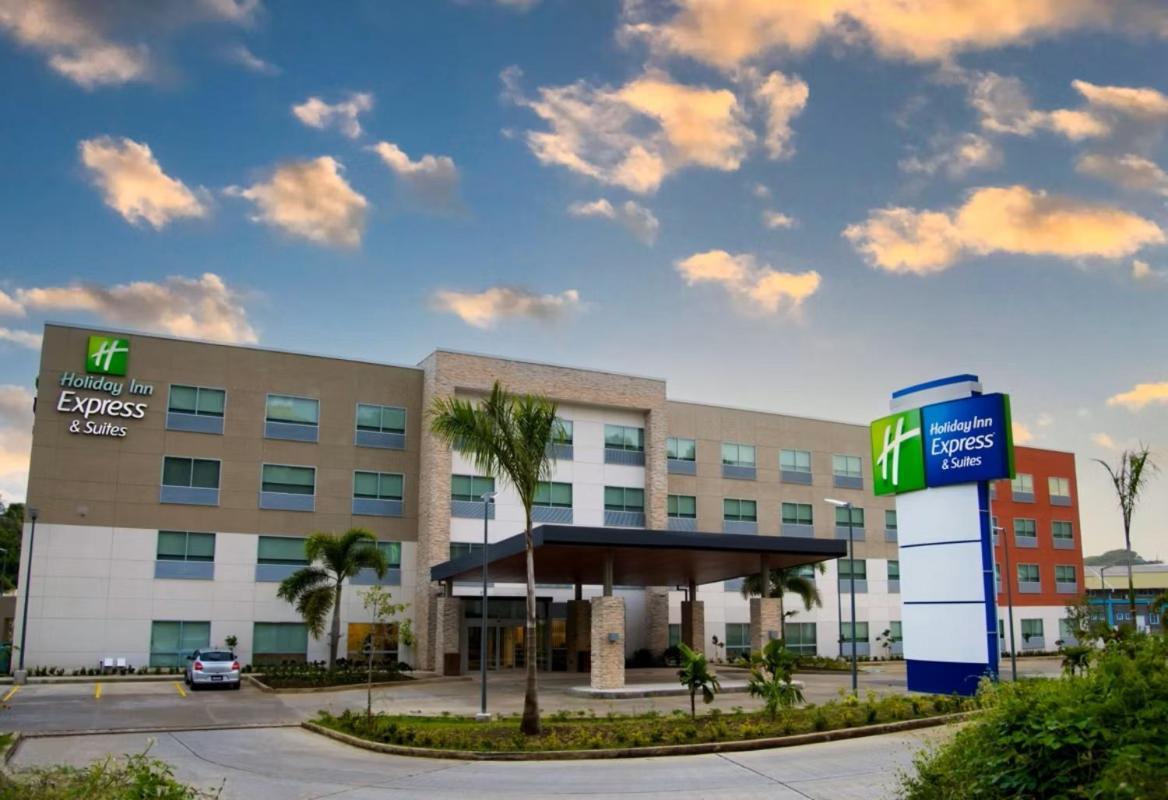 Holiday Inn Express & Suites Diamond By Ihg Stubbs Buitenkant foto